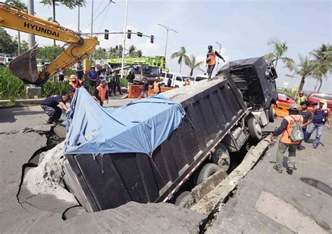 Paghuli sa overloaded trucks sa Bulacan, paiigtingin – Governor .